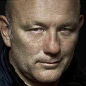 Lees meer over het artikel Theo Bos, Het is zoals het is – Door Marcel van Roosmalen